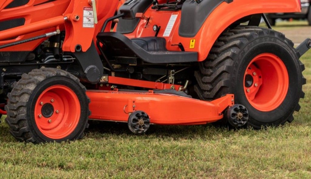 SM2460 60in Mid-Mount Mower for CS Tractor